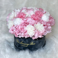 Pink and white preserved floral arrangement bouquet flower box for flower delivery in UK