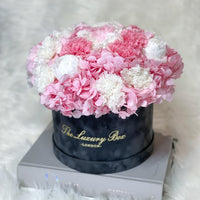 Pink and white preserved floral arrangement bouquet flower box for flower delivery in UK