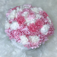 Pink preserved floral arrangement bouquet flower box for flower delivery in UK