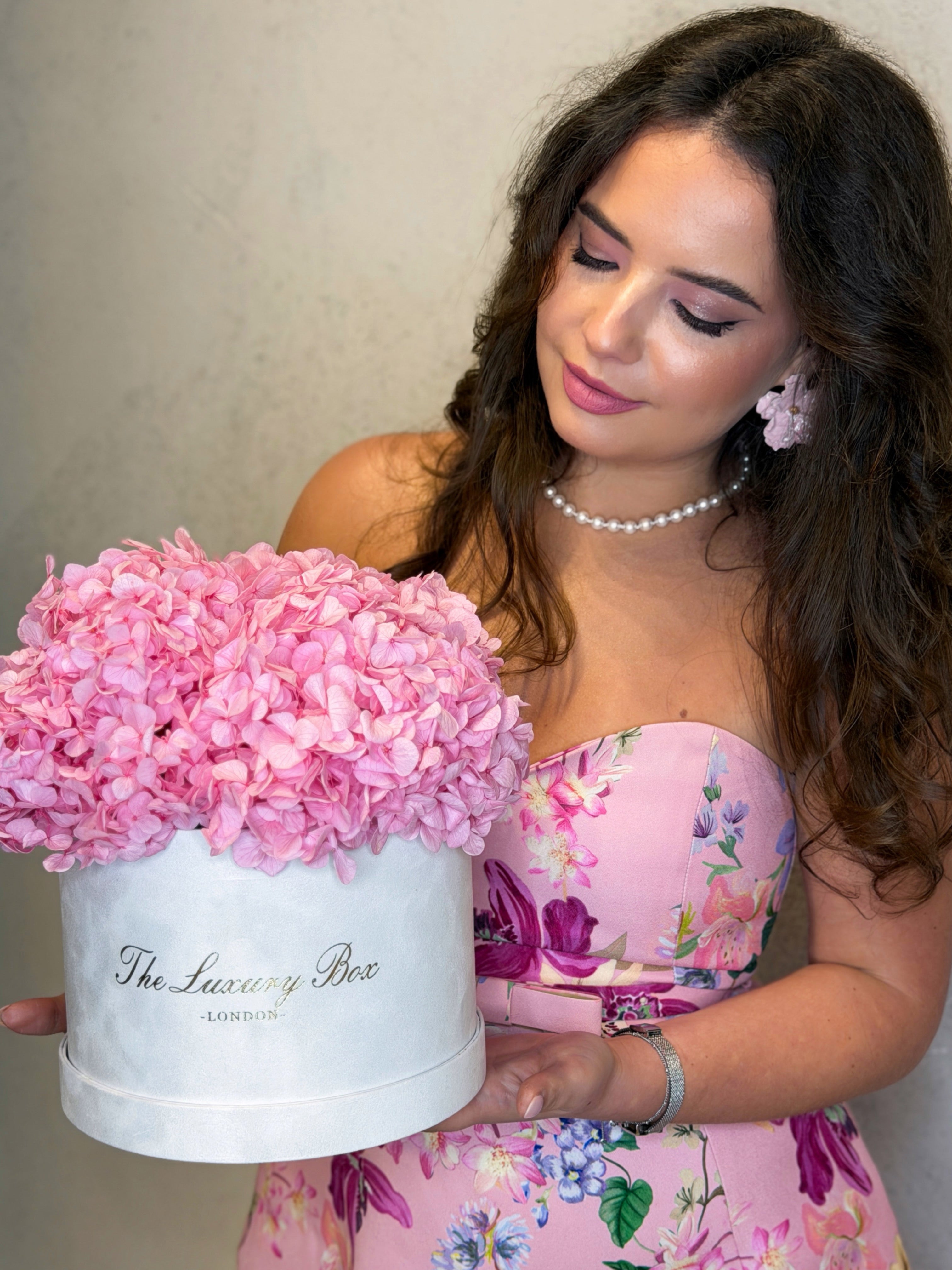 Pink Preserved Hydrangea in Grey Velvet Box | Preserved Flowers Delive ...