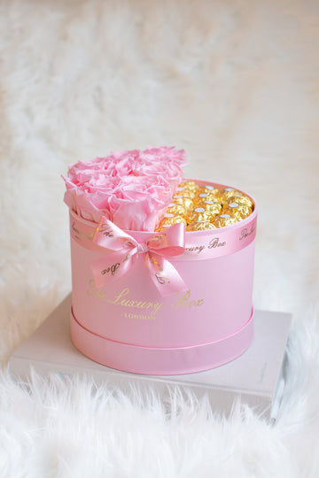 Infinity Roses and Ferrero Rocher Chocolate Gift Box | Luxury Preserved Flowers and Chocolate Gift Set